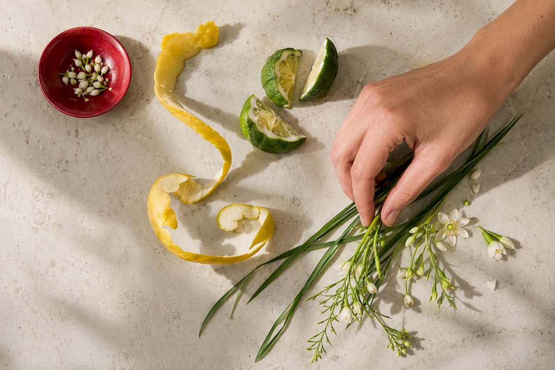 Citrus, tráva a jemné květy