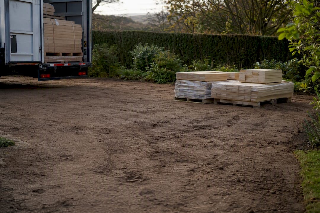 Garden room delivery access: what UK homeowners need to check