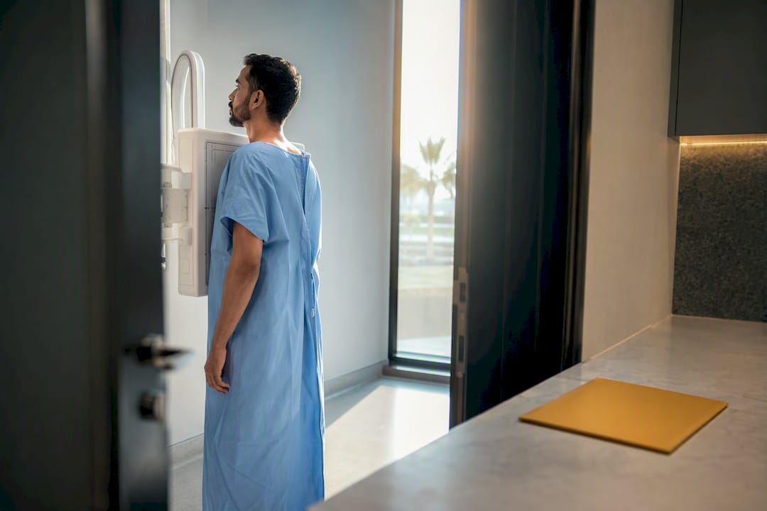 Applicant undergoing UAE visa medical screening