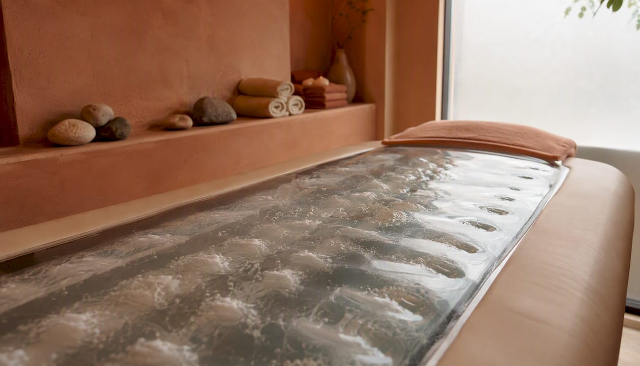 Hydromassageseng med aktive vandstråler