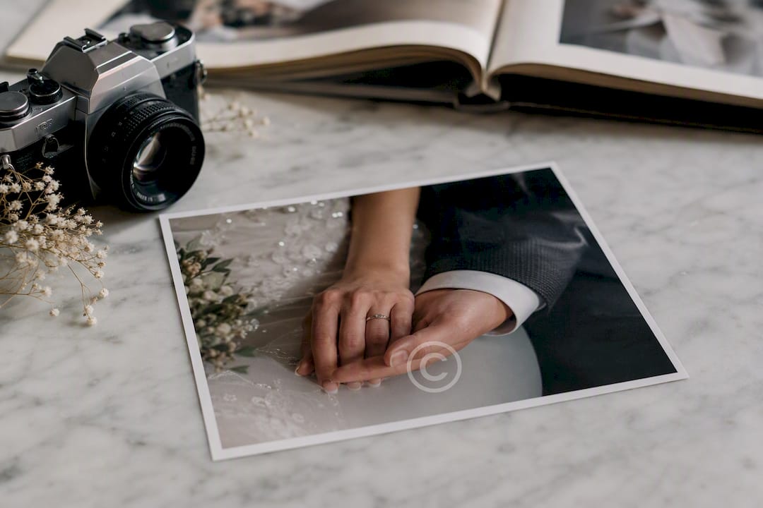 Wedding photo print with copyright symbol